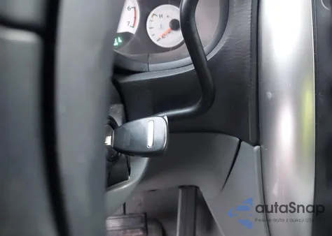 2005 Chrysler Town & Country Touring from USA, damaged, VIN 2C4GP54L85R563189